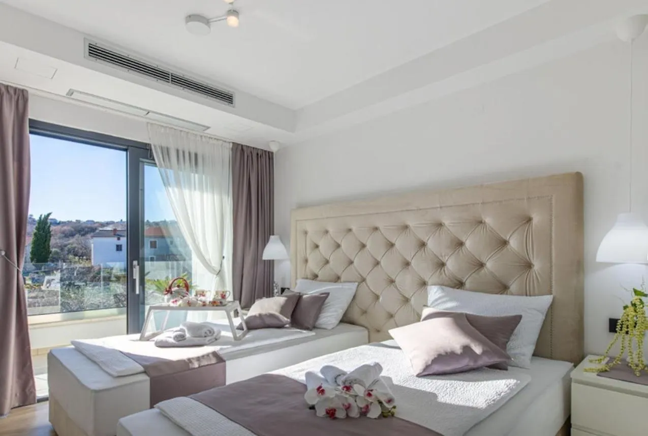 Luxury Villa Milly Heated Indoor And Outdoor Pool Vrh   Vrh (Krk)